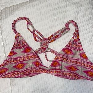 Frankie’s bikinis top